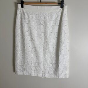 Trina‎ Turk White Floral Lace Pencil Skirt Size 10 Elegant Career